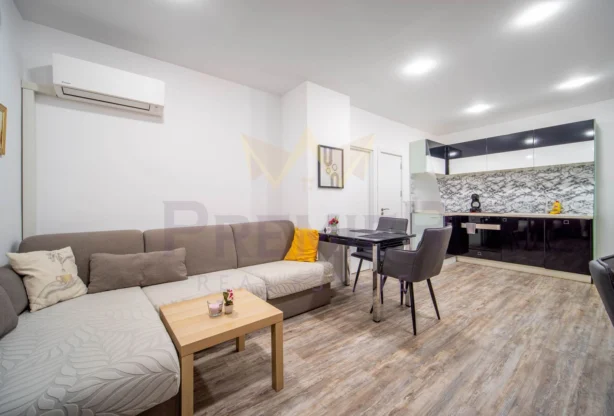 Агенция за недвижими имоти - Имоти Премиер - имот - 930333, Цена: 293900 EUR