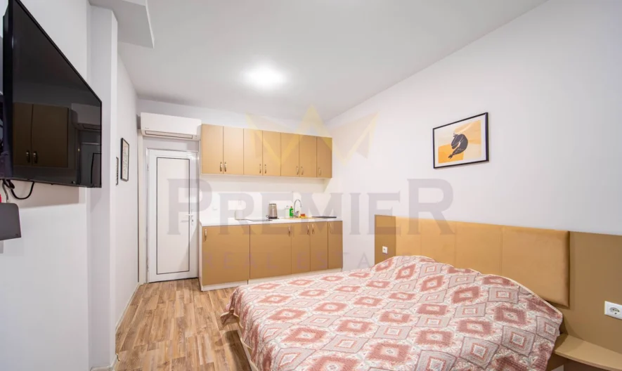 Многостаен апартамент, разделен на три отделни в идеален център на гр. Варна -  - снимка 11 - Имоти Премиер