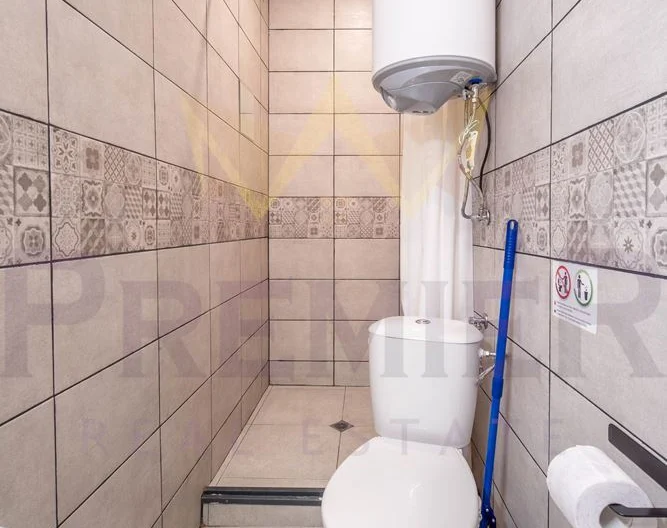 Многостаен апартамент, разделен на три отделни в идеален център на гр. Варна -  - снимка 8 - Имоти Премиер