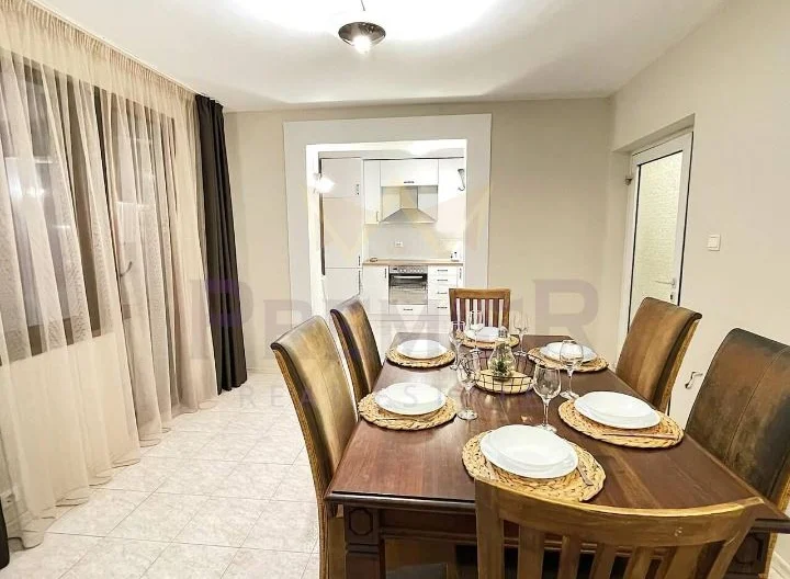 МНОГОСТАЕН АПАРТАМЕНТ, ШИРОК ЦЕНТЪР -  - снимка 1 - Имоти Премиер