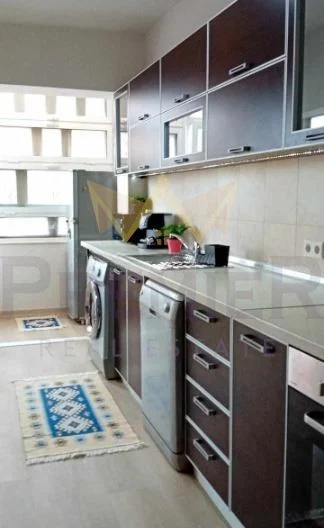 МНОГОСТАЕН АПАРТАМЕНТ, ЦЕНТЪР - - снимка 2 - Имоти Премиер