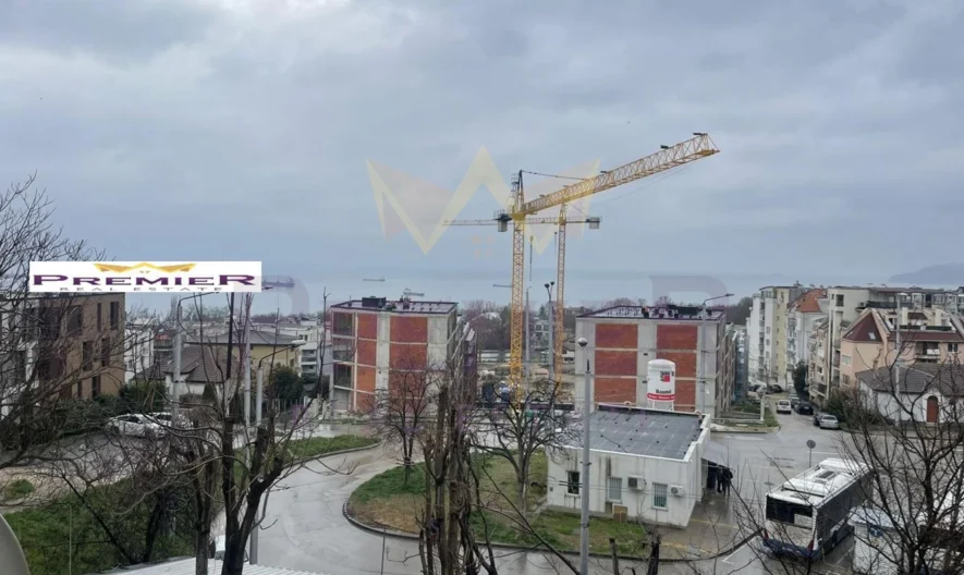 Многостаен апартамент в кв. Бриз -  - снимка 1 - Имоти Премиер