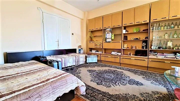 Многостаен Апартамент в Центъра -  - снимка 10 - Имоти Премиер