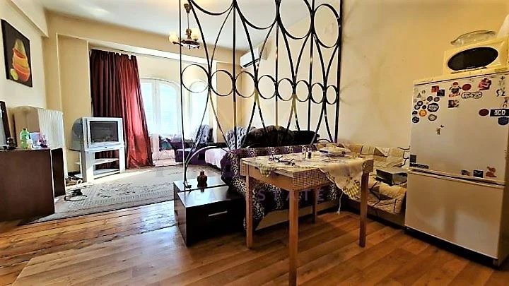 Многостаен Апартамент в Центъра -  - снимка 8 - Имоти Премиер