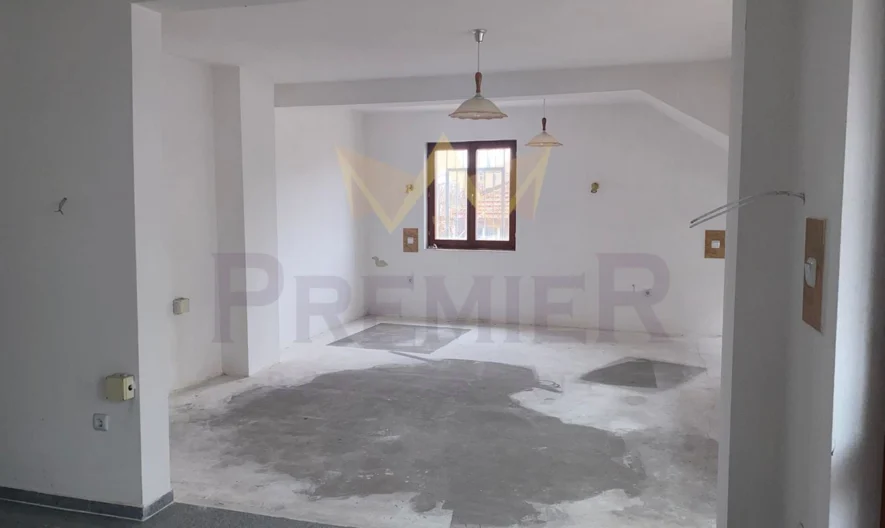 Многостаен апартамент в центъра на Бургас -  - снимка 11 - Имоти Премиер