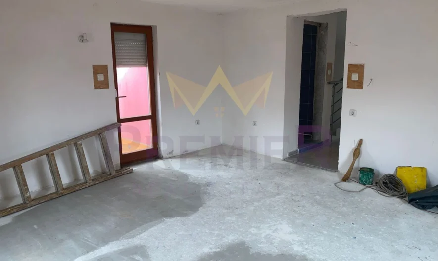 Многостаен апартамент в центъра на Бургас -  - снимка 2 - Имоти Премиер