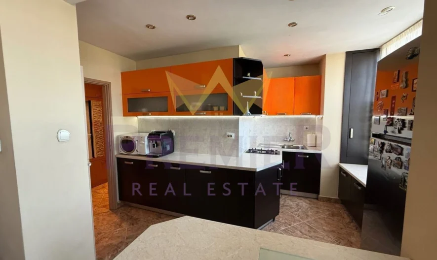 Многостаен апартамент в центъра на град Пловдив -  - снимка 1 - Имоти Премиер