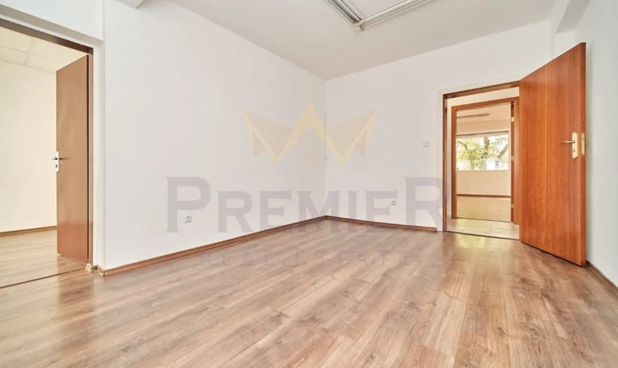 Многостаен / Ателие Лятно кино – Окръжна болница - - снимка 5 - Имоти Премиер