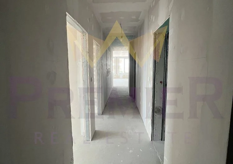 МНОГОСТАЕН ПАНОРАМЕН АПАРТАМЕНТ - - снимка 11 - Имоти Премиер