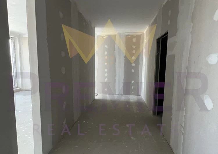 МНОГОСТАЕН ПАНОРАМЕН АПАРТАМЕНТ -  - снимка 21 - Имоти Премиер