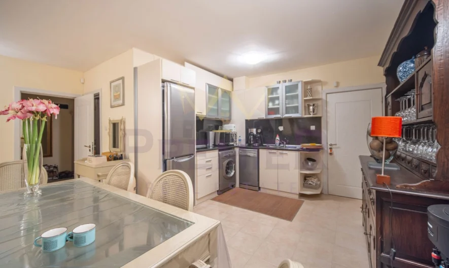 МНОГОСТАЕН ПАНОРАМЕН АПАРТАМЕНТ В СВЕТИ ВЛАС -  - снимка 19 - Имоти Премиер