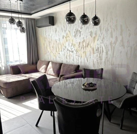 Модерен двустаен апартамент в кв. Малинова Долина - - снимка 1 - Имоти Премиер