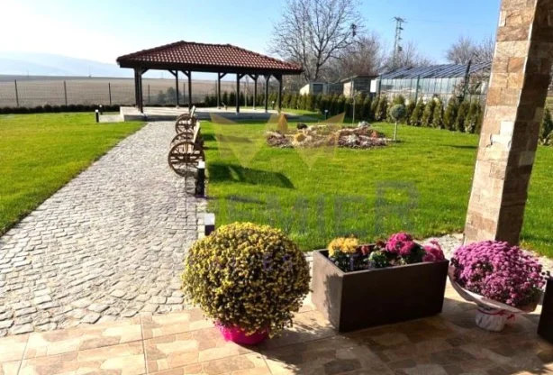 Агенция за недвижими имоти - Имоти Премиер - имот - 914039, Цена: 406000 EUR