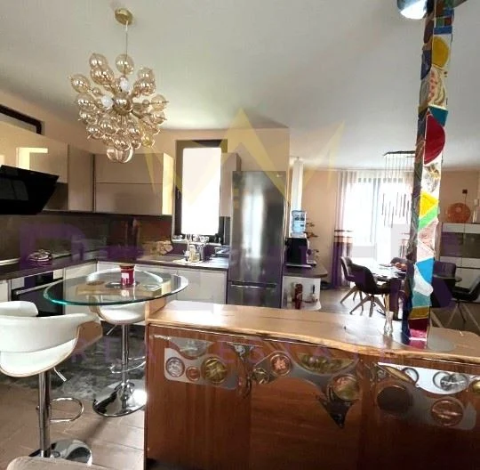 Модерна двуетажна  къща  в с.Ковачевци -  - снимка 11 - Имоти Премиер