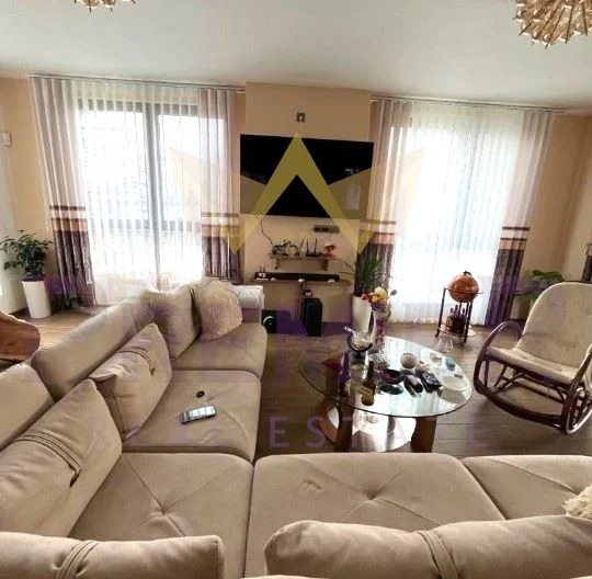 Модерна двуетажна  къща  в с.Ковачевци -  - снимка 6 - Имоти Премиер