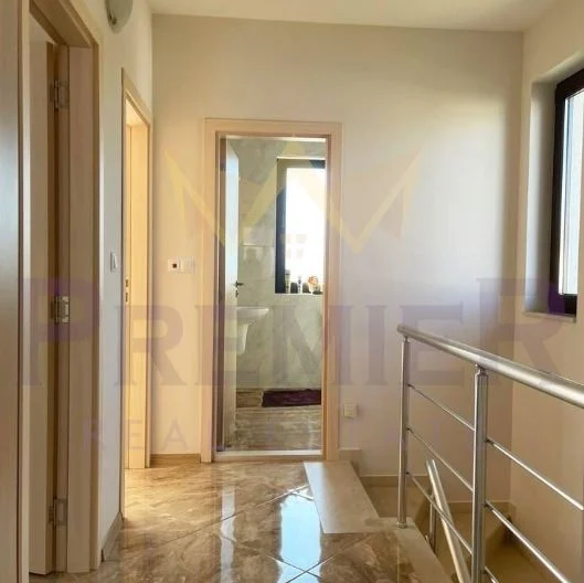 Модерна двуетажна вила в луксозен комплекс „Виктория Лейкс“, гр. Поморие -  - снимка 5 - Имоти Премиер