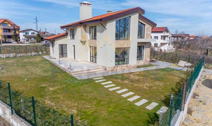 🏡 МОДЕРНА ЕДНОФАМИЛНА КЪЩА С АКТ 16 И НЕСКРИВАЕМА МОРСКА ПАНОРАМА - - снимка 11 - Имоти Премиер