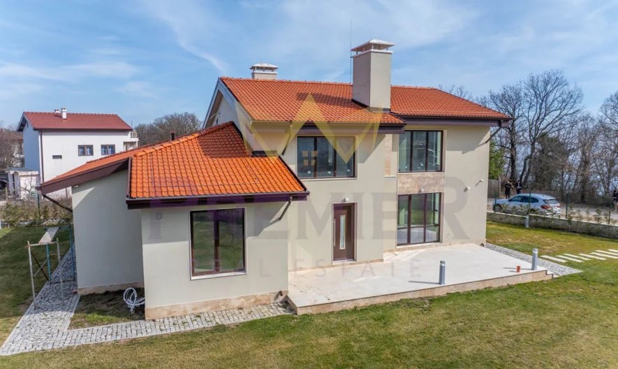 🏡 МОДЕРНА ЕДНОФАМИЛНА КЪЩА С АКТ 16 И НЕСКРИВАЕМА МОРСКА ПАНОРАМА - - снимка 3 - Имоти Премиер