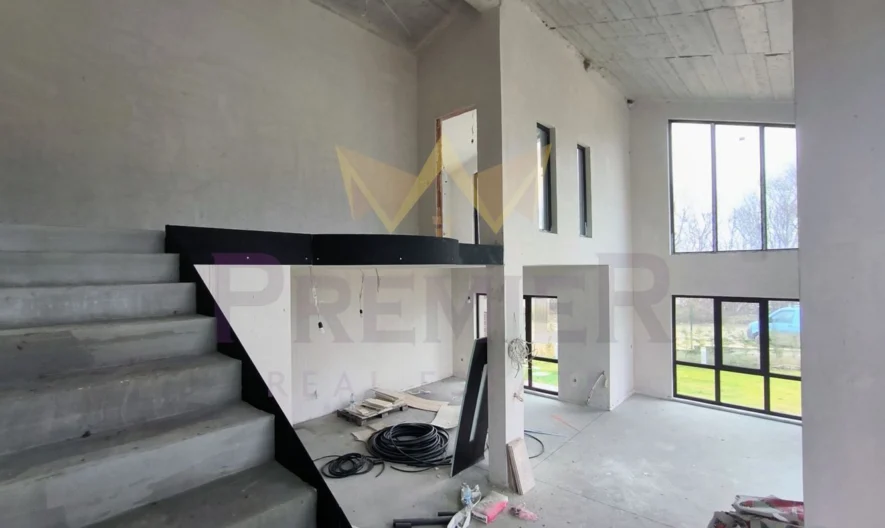 🏡 МОДЕРНА ЕДНОФАМИЛНА КЪЩА С АКТ 16 И НЕСКРИВАЕМА МОРСКА ПАНОРАМА - - снимка 33 - Имоти Премиер