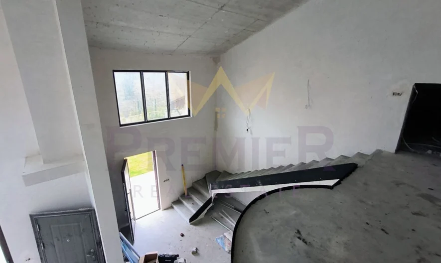 🏡 МОДЕРНА ЕДНОФАМИЛНА КЪЩА С АКТ 16 И НЕСКРИВАЕМА МОРСКА ПАНОРАМА - - снимка 46 - Имоти Премиер