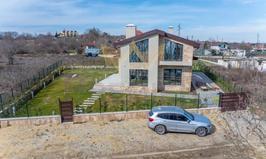 🏡 МОДЕРНА ЕДНОФАМИЛНА КЪЩА С АКТ 16 И НЕСКРИВАЕМА МОРСКА ПАНОРАМА - - снимка 55 - Имоти Премиер