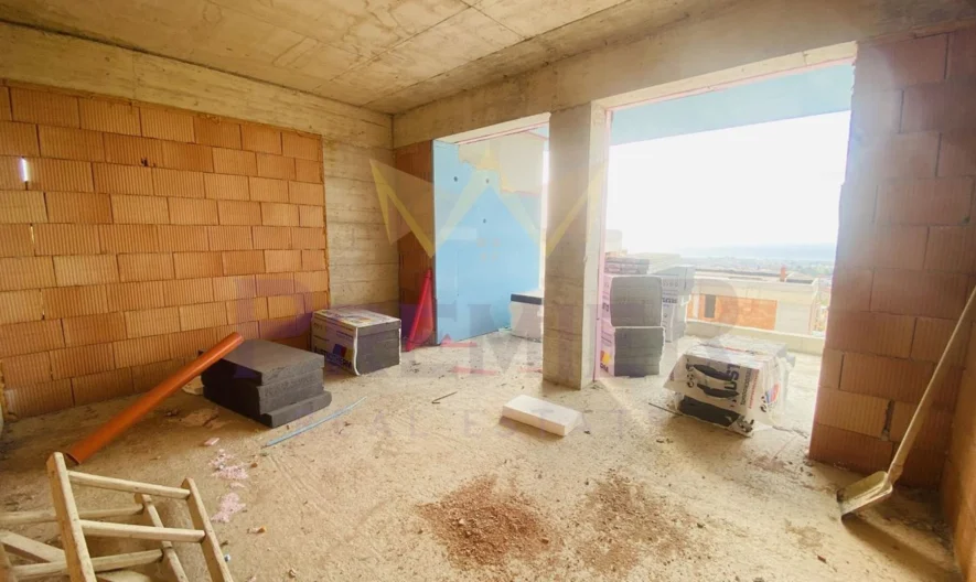 Модерна смарт къща с морска панорама и собствен двор // 2 Паркоместа // кв. Виница - - снимка 10 - Имоти Премиер