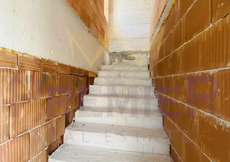 Модерна смарт къща с морска панорама и собствен двор // 2 Паркоместа // кв. Виница - - снимка 16 - Имоти Премиер