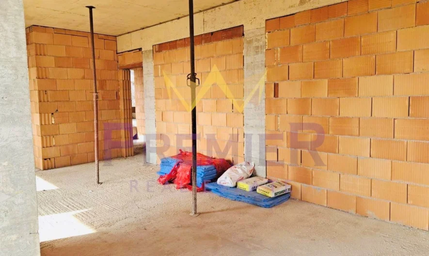 Модерна смарт къща с морска панорама и собствен двор // 2 Паркоместа // кв. Виница - - снимка 17 - Имоти Премиер