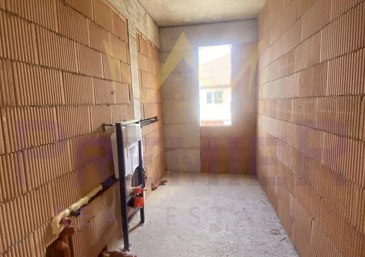 Модерна смарт къща с морска панорама и собствен двор // 2 Паркоместа // кв. Виница -  - снимка 20 - Имоти Премиер