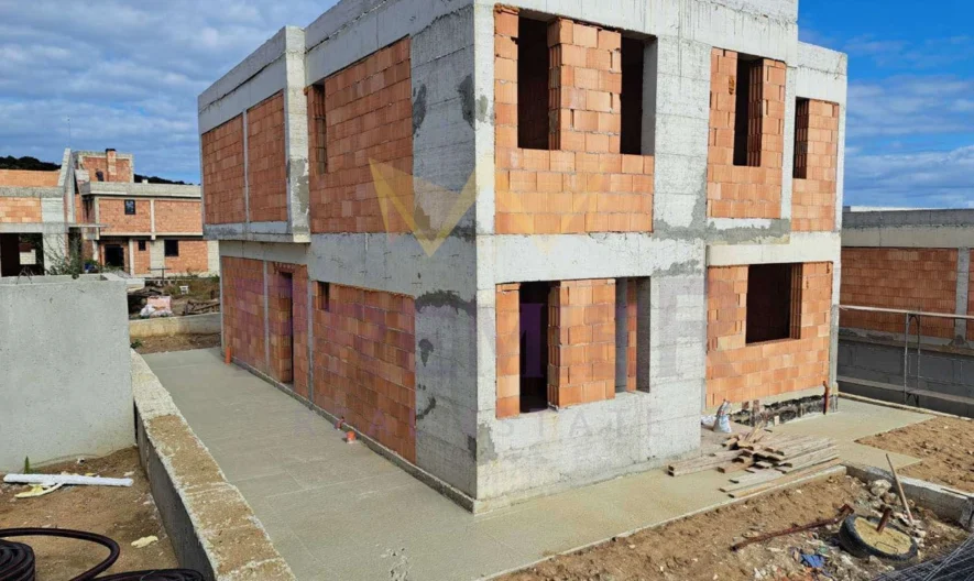 Модерна смарт къща с морска панорама и собствен двор // 2 Паркоместа // кв. Виница - - снимка 7 - Имоти Премиер