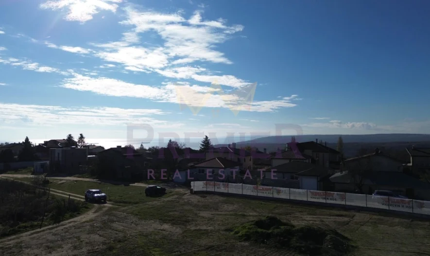 МОНОЛИТНА ДВУЕТАЖНА КЪЩА С ДВОР,  м-т Ракитника -  - снимка 8 - Имоти Премиер