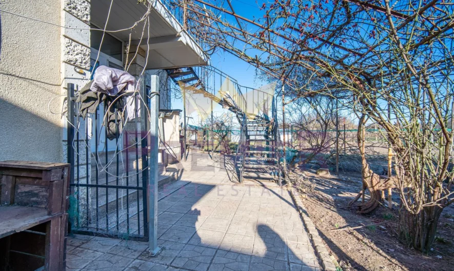 Монолитна къща – частично обзаведена и топлоизолирана в с.Могилище, общ. Каварна, обл. Добрич -  - снимка 15 - Имоти Премиер