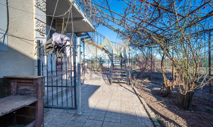 Монолитна къща – частично обзаведена и топлоизолирана в с.Могилище, общ. Каварна, обл. Добрич -  - снимка 20 - Имоти Премиер