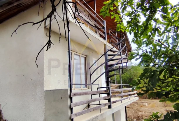 Агенция за недвижими имоти - Имоти Премиер - имот - 1241829, Цена: 79900 EUR