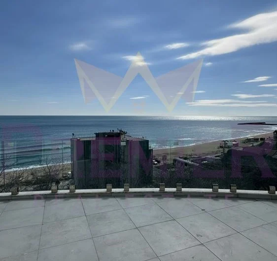 Морски апартамент, 118 м2, 2 спални, първа линия - - снимка 2 - Имоти Премиер