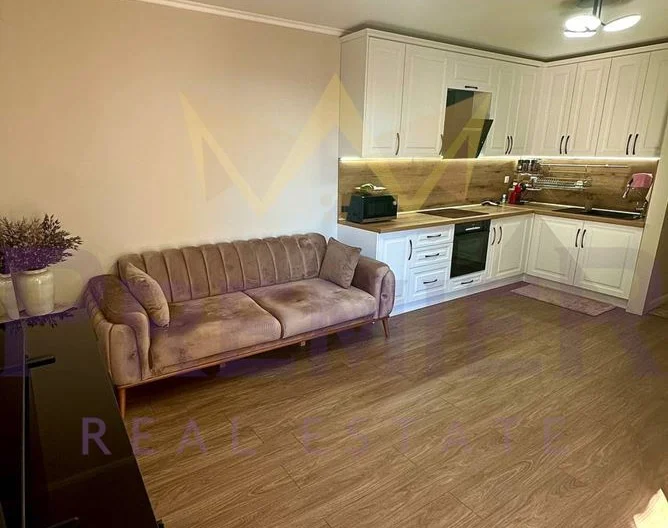 Морски имот, 3-стаен, тераса, луксозно обзаведен -  - снимка 2 - Имоти Премиер