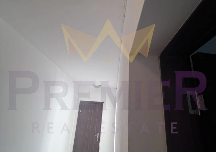 Морски изглед от последен етаж – обзаведено ателие до плажа -  - снимка 12 - Имоти Премиер