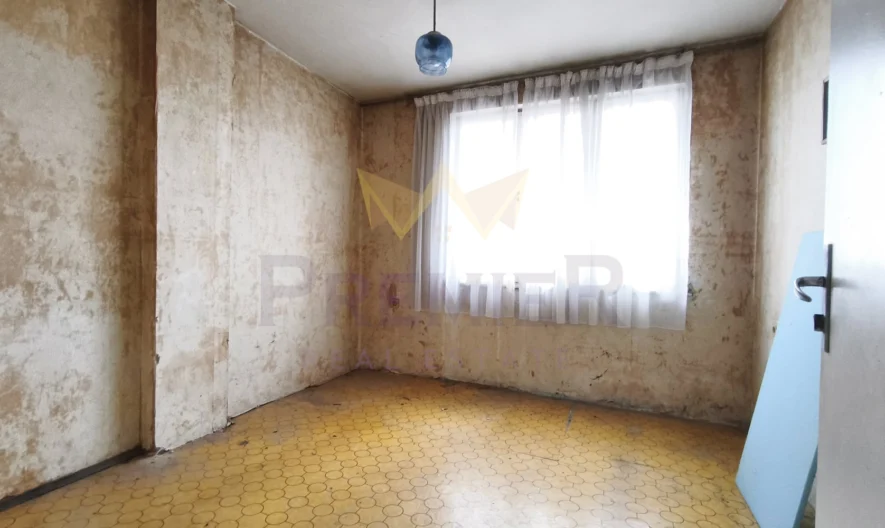 MULTI-ROOM APARTMENT IN THE TEHNIKUMITE DISTRICT, VARNA -  - snimka 7 - Imoti Premier