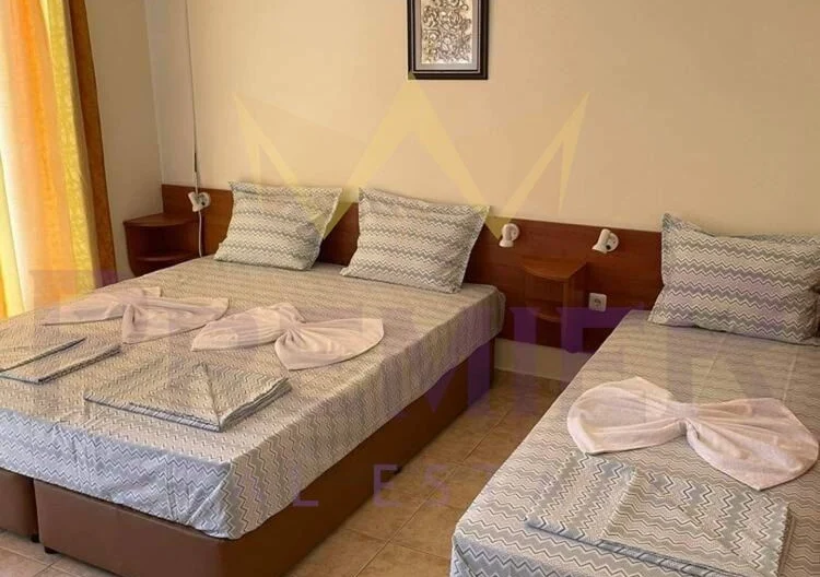 На 150 метра от Северния плаж: хотел в Приморско -  - снимка 3 - Имоти Премиер