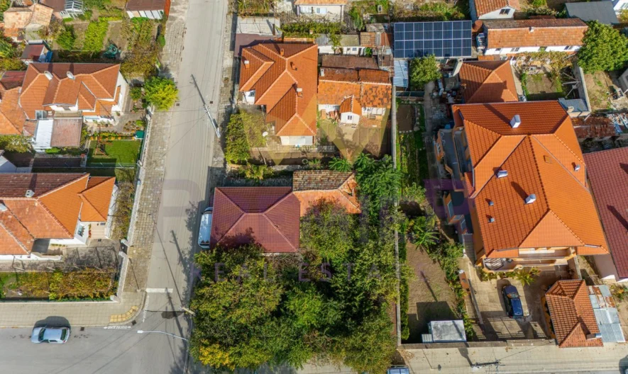 Nagy udvarral rendelkező ház Kavarna központja közelében – kiváló elhelyezkedés és nagy lehetőségek! - - snimka 14 - Imoti Premier