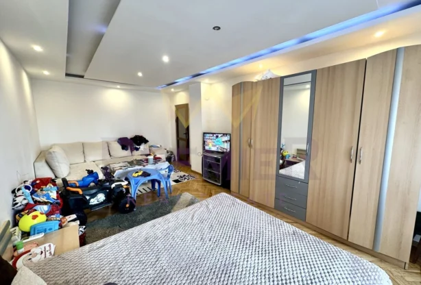 Агенция за недвижими имоти - Имоти Премиер - имот - 1104003, Цена: 160000 EUR