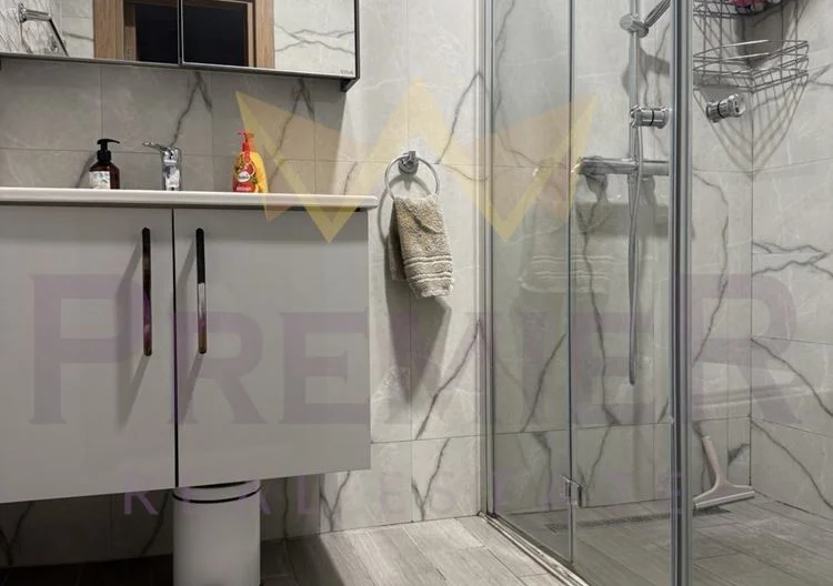 Напълно обзаведен четиристаен апартамент к.к Св. Константин и Елена - - снимка 2 - Имоти Премиер