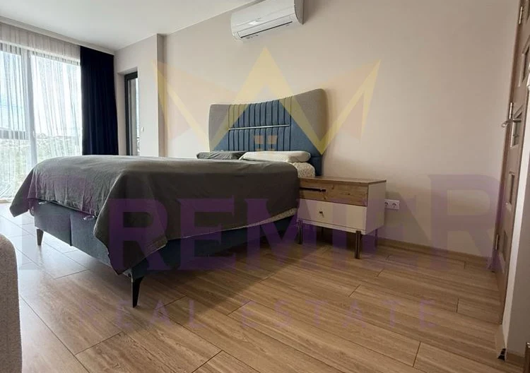 Напълно обзаведен четиристаен апартамент к.к Св. Константин и Елена - - снимка 3 - Имоти Премиер