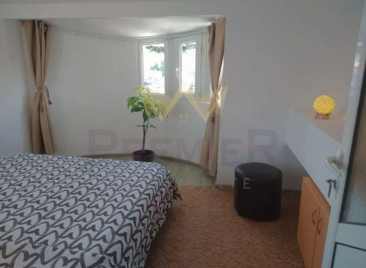 Напълно обзаведен тристаен апартамент -  - снимка 10 - Имоти Премиер