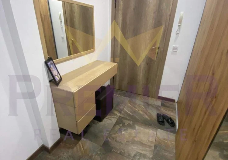 Напълно обзаведен тристаен апартамент - - снимка 17 - Имоти Премиер