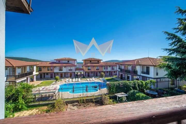 ? Напълно обзаведена и оборудвана триетажна къща в Harmony Hills, с. Рогачево! ? -  - снимка 1 - Имоти Премиер