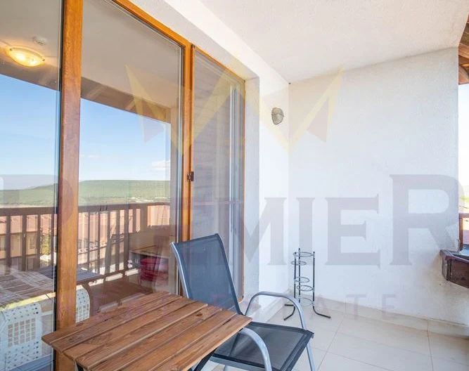 ? Напълно обзаведена и оборудвана триетажна къща в Harmony Hills, с. Рогачево! ? -  - снимка 15 - Имоти Премиер