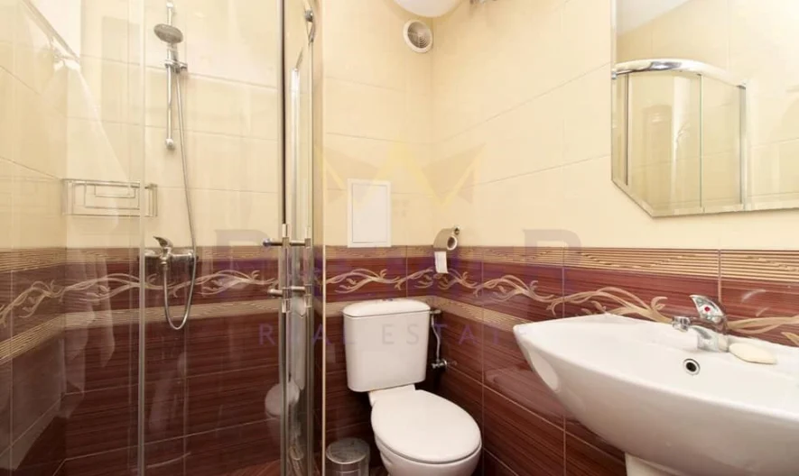NEW SPACIOUS COZY AND WARM APARTMENT WITH SEA PANORAMA, CENTER -  - snimka 7 - Imoti Premier