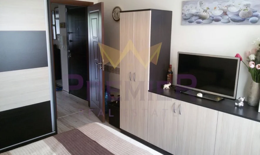 НОВ ДВУСТАЕН АПАРТАМЕНТ С ПАРКОМЯСТО В ДВОРА -  - снимка 7 - Имоти Премиер