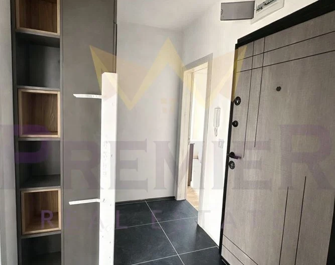 НОВ ОБЗАВЕДЕН И ОБОРУДВАН АПАРТАМЕНТ В ГР.ВАРНА, ВЪЗРАЖДАНЕ 3 -  - снимка 11 - Имоти Премиер